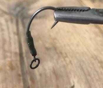 best carp rigs for beginners - ronnie rig - step 4