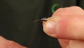 Basic carp rig for beginners step 3