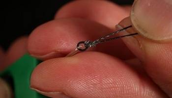 best carp rigs for beginners - blowback rig - step4