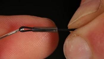 best carp rigs for beginners - blowback rig - step6