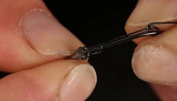 best carp rigs for beginners - blowback rig - step8