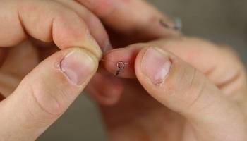 Carp fishing rigs for beginners - The D Rig - Step 4